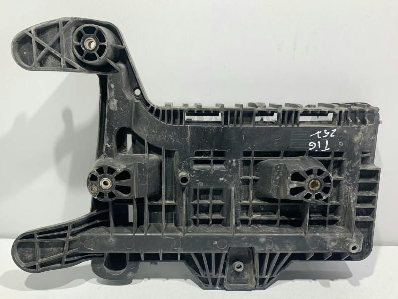 Suport baterie Volkswagen Golf 6 plus 1K0915333H