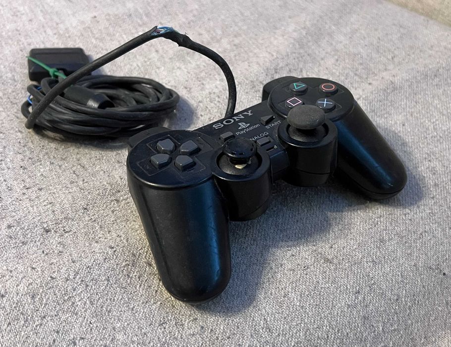 Controller Sony PlayStation DualShock SCPH 10010 cablu defect