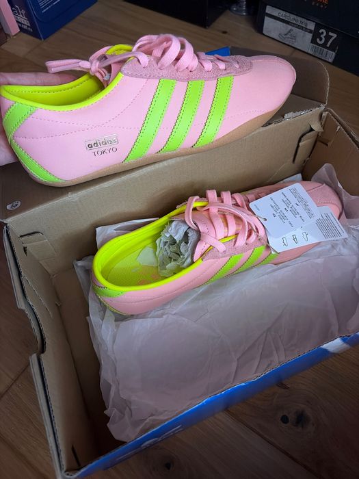 Кроссовки женские Tokyo Adidas