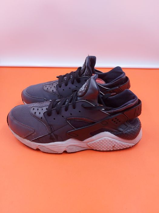 Nike Air Huarache номер 44  Оригинални мъжки маратонки