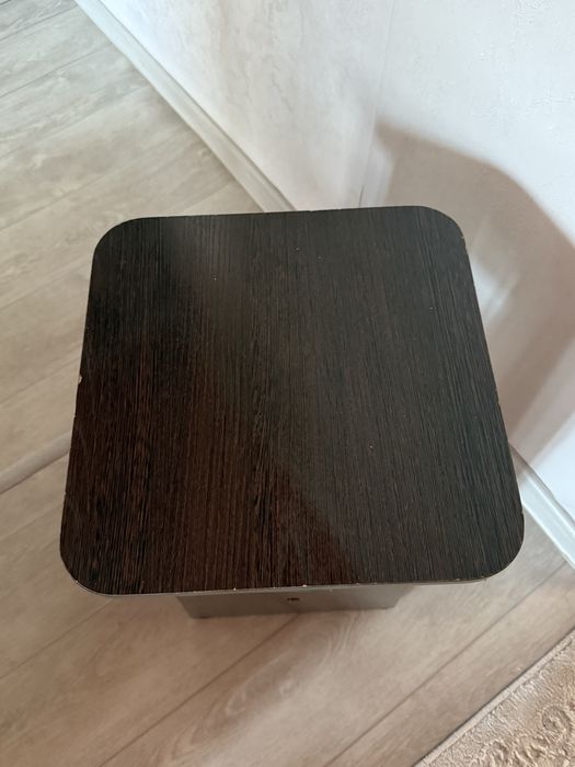 Продам табуретки 4шт