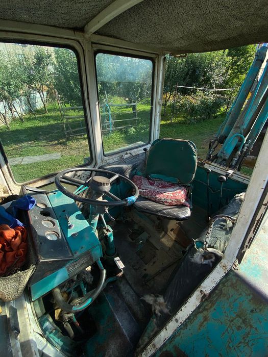 Срочно продам трактор