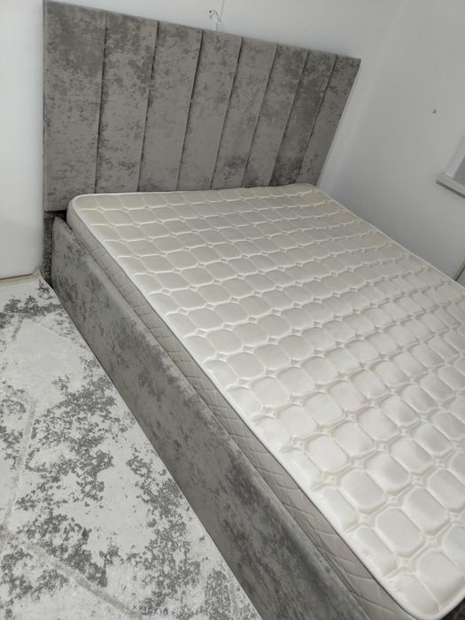 Двухспальная кровать