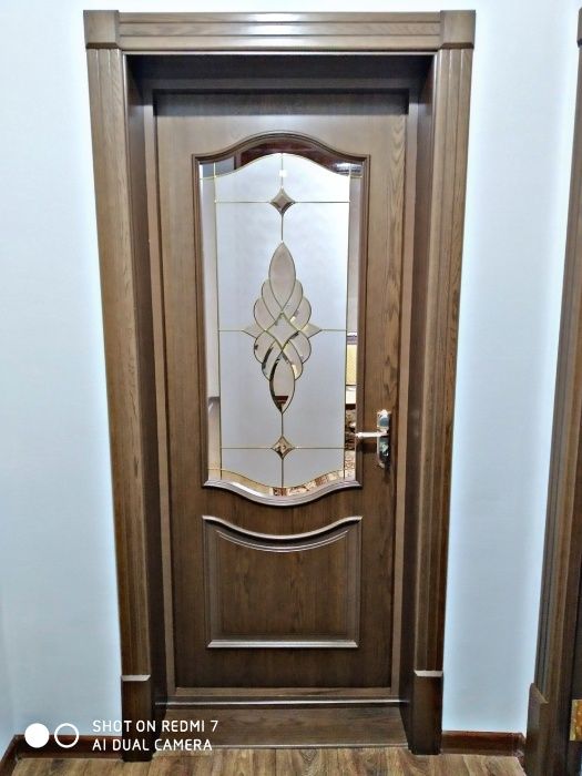 От изготовителя двери, окна, плинтусы, лестницы, мебели и.т.п.