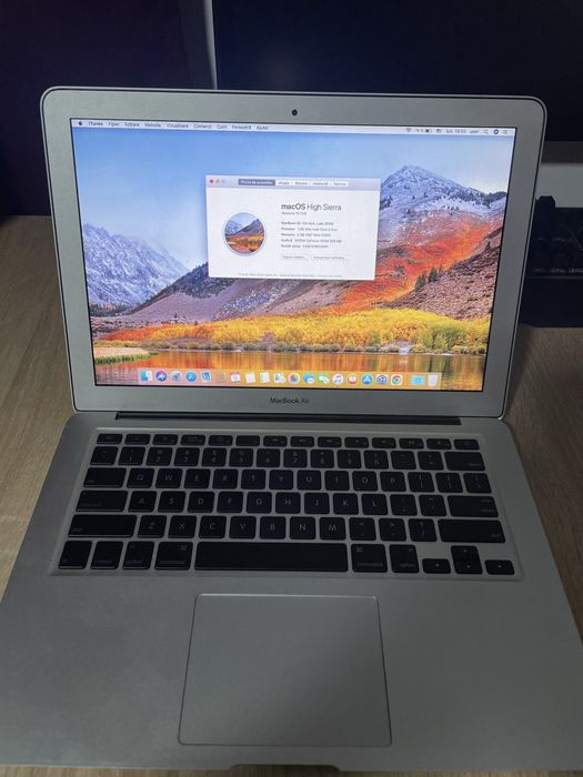 Vand macbook air late 2010