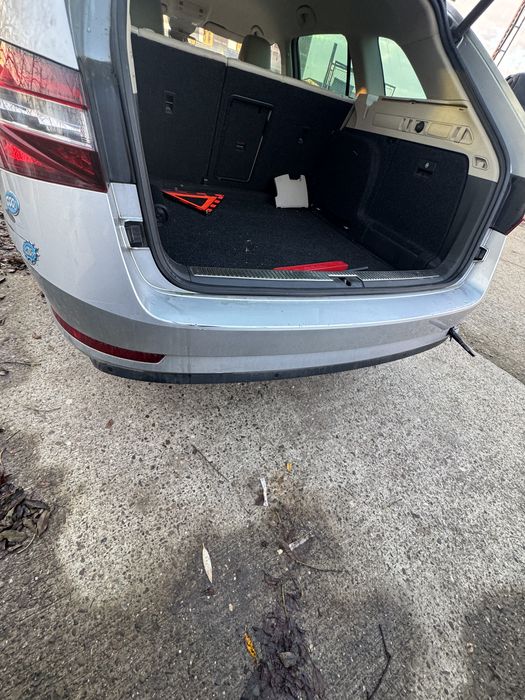 bara spate skoda superb 3 break 2.0 motorina 2015
