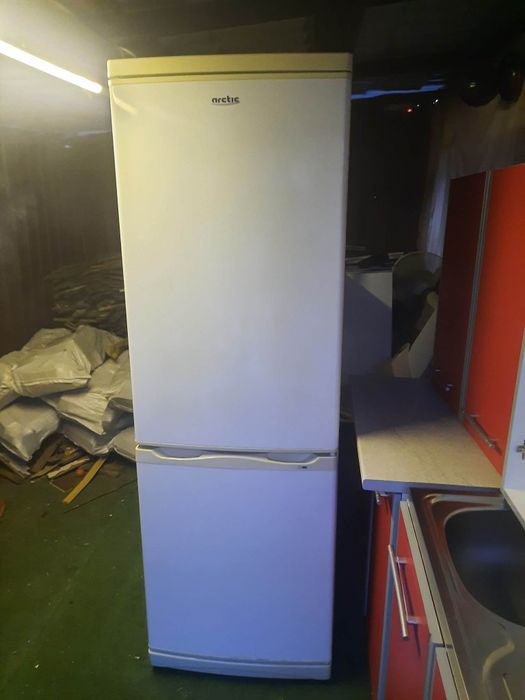 Frigider arctic de vanzare