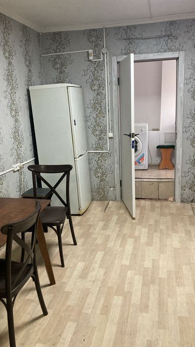Сдам  комнату в общежитии в районе  Уюта