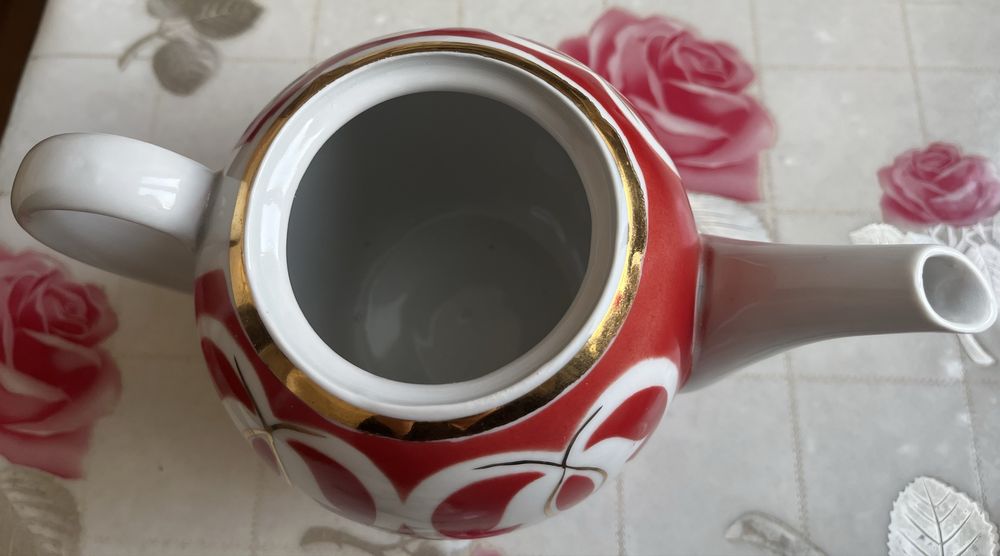 Фарфоровый чайник. 1 литр. СССР.