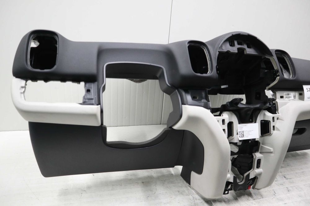 Арматурно табло МИНИ Кънтримен Ф60 MINI F60