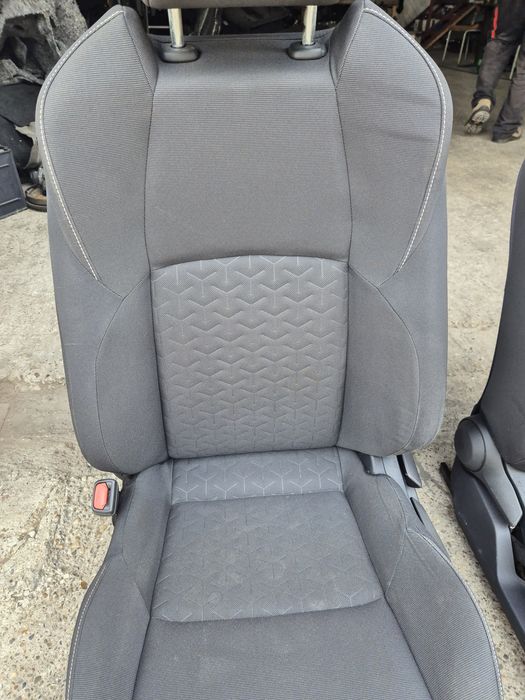 Set Scaune Față cu Încălzire Toyota Corolla E21  2019-2022