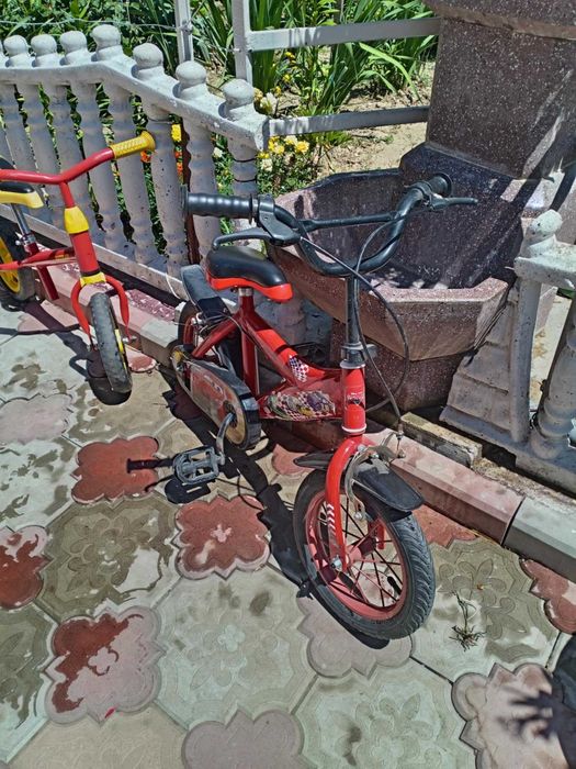 Vând jucării  exterio copii  stare foarte bună ingrijite pret  50-230