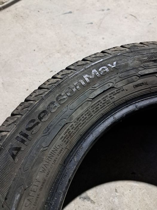 2 anvelope Allseasons 195 65 R16C Uniroyal