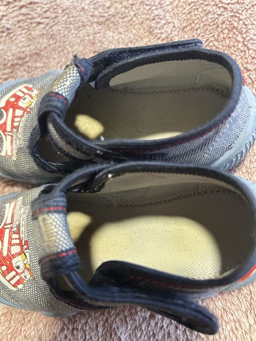 Боси пантофи Колев и Колев