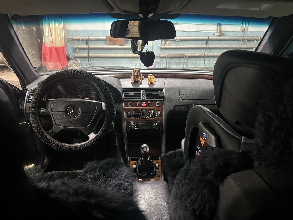 Продам мерседес w202