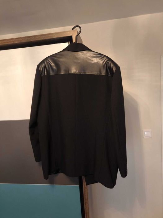 Мъжки костюм в перфектно състояние