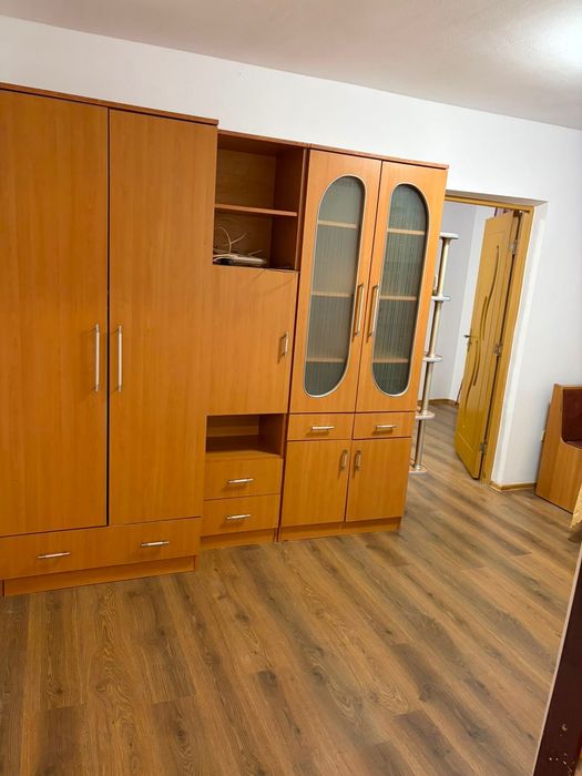 Închiriere  apartament 2 camere