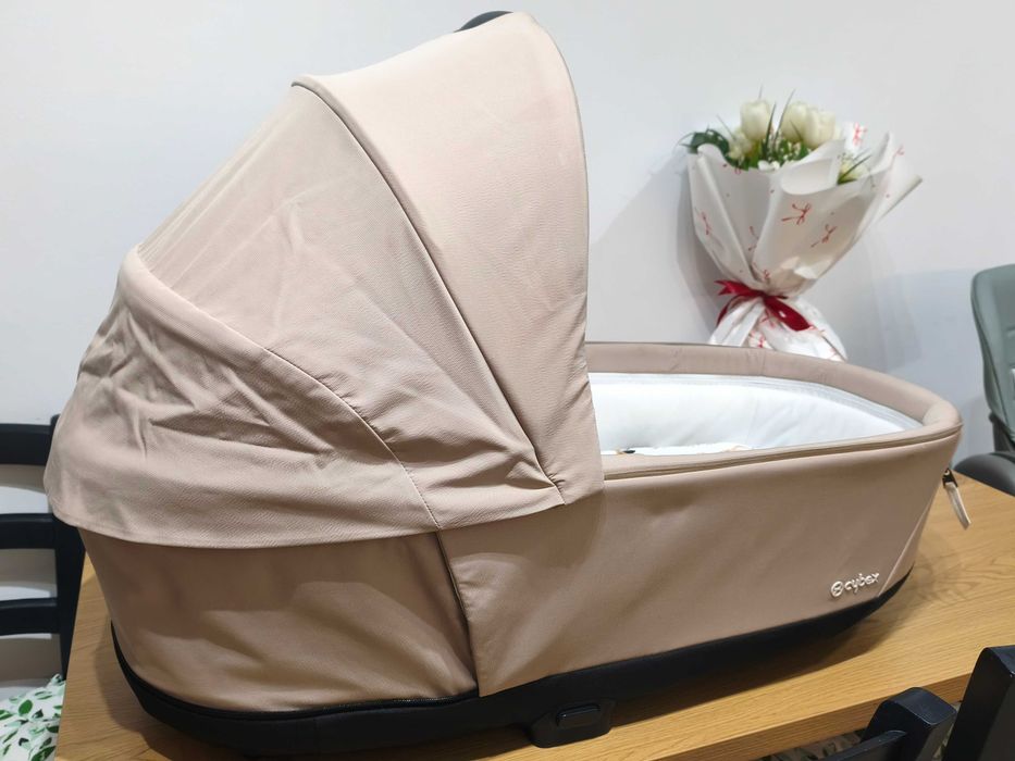 Scoica Cybex Cloud T si Landou Cybex Priam (Separat/Impreuna)