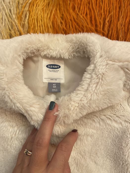 Снежно бяло пухено палтенце 104 размер