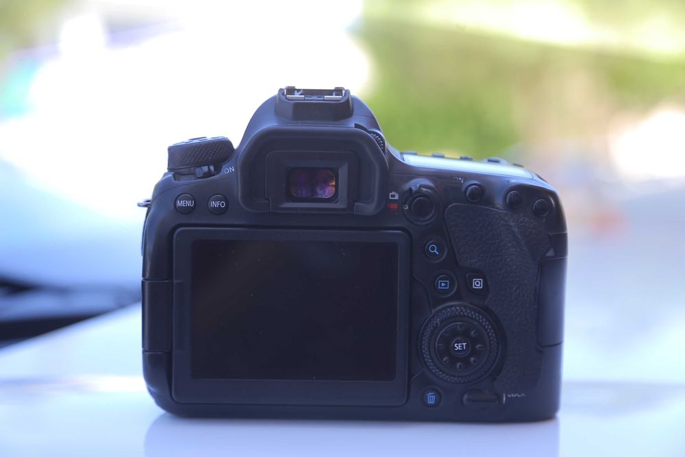 Canon 6d mark ii body