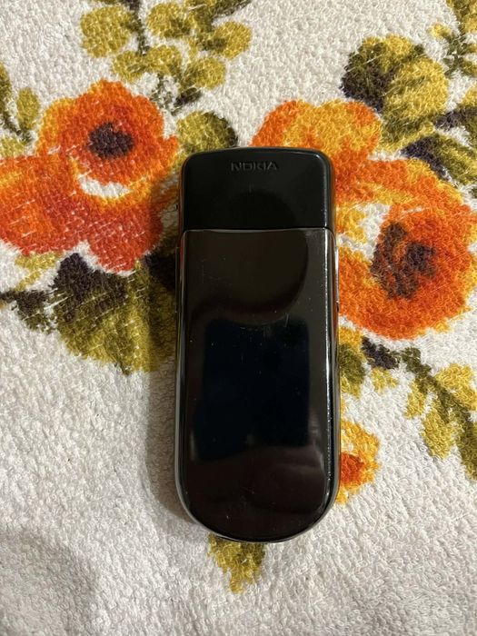 Vând Nokia 8800 Sirocco