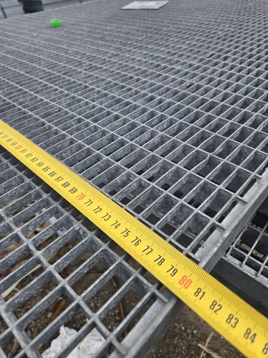 Vindem grătare zincate galvanizate la ori ce dimensiuni se debitează ș