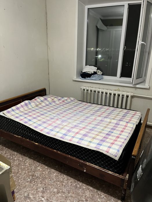 Кровать отдам бесплатно