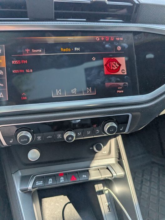 Audi Q3 2020 40TDi 190 CP Quattro S LINE, ACC