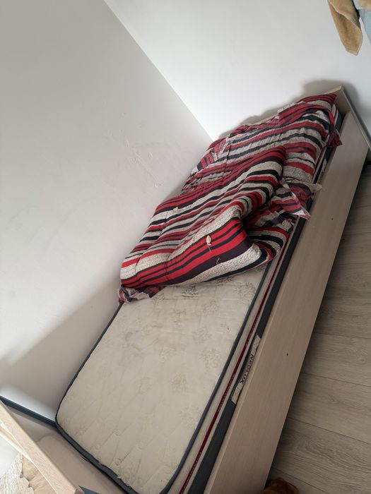 Продам кровать новый