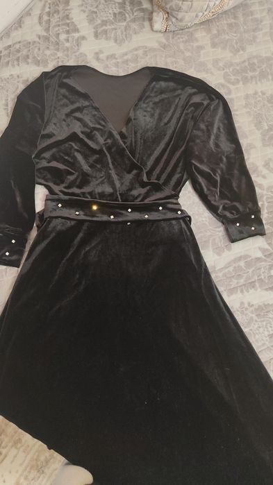 Продам новые и б/у платья, стандарт