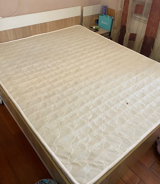 Срочно продам кровать