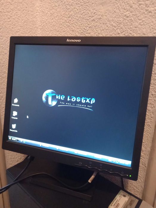 monitor lenovo 17 inch