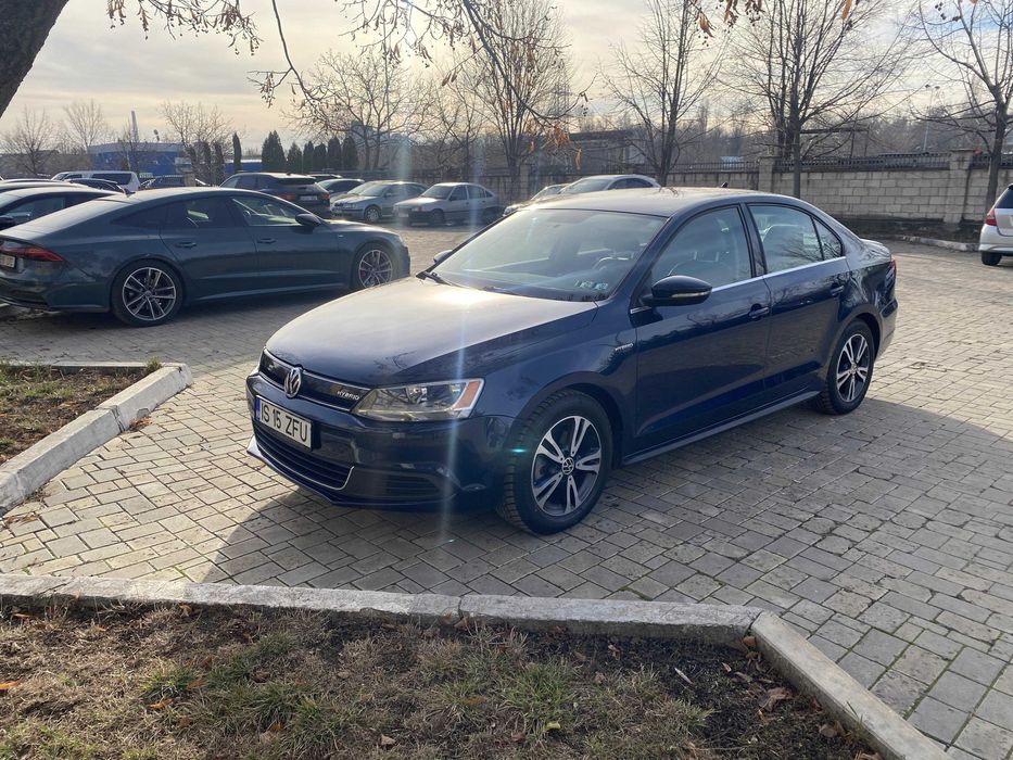 Volkswagen Jetta Hybrid