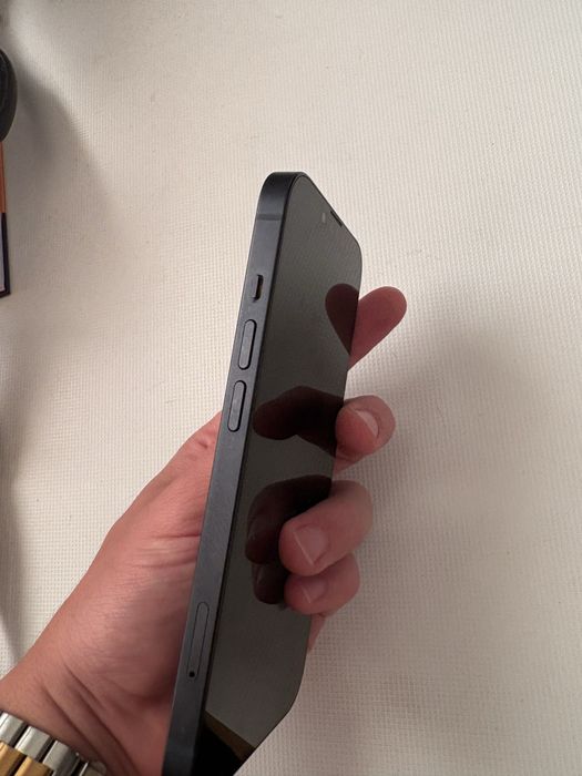IPhone 13 128GB in stare buna