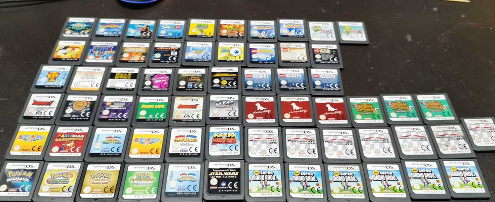 Vand/Schimb Colectie Lot 58 de jocuri (din 351) Nintendo DS ORIGINALE fara CUTIE in valoare de 1650 euro sau SCHIMB CU DIVERSE PRODUSE sau AUTO