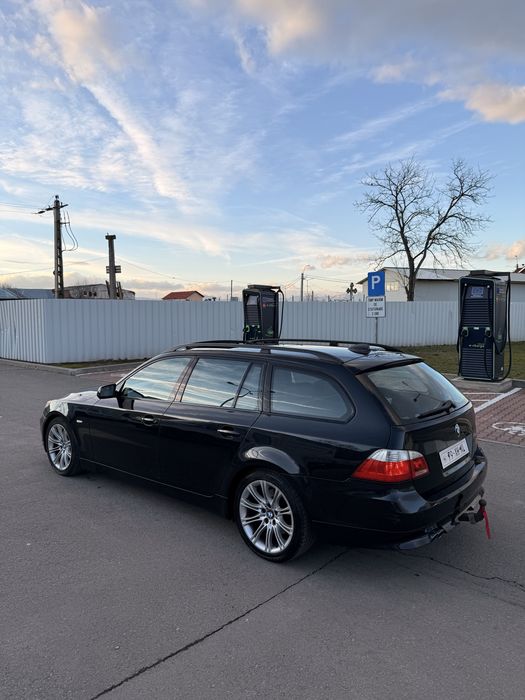 Bmw e61  530d touring Individual