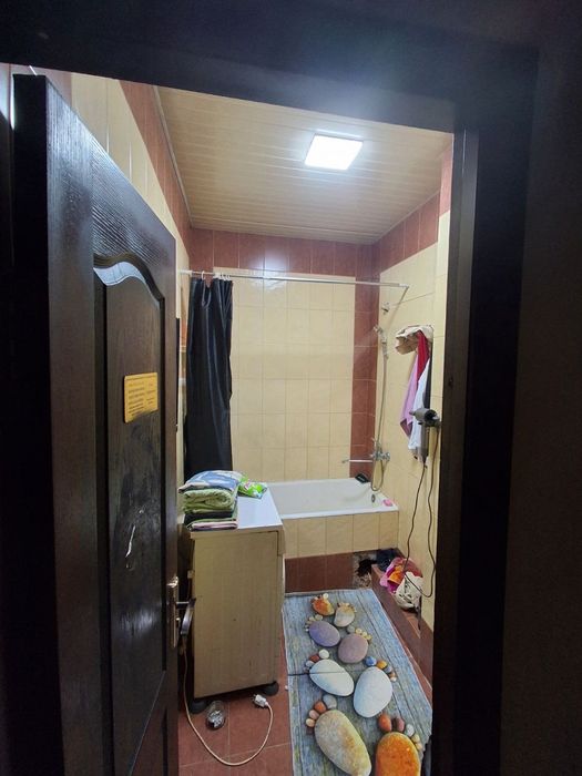 Mega planet ro'parasida, yo'lni yuzi - 1 etaj 3 xona sotiladi !