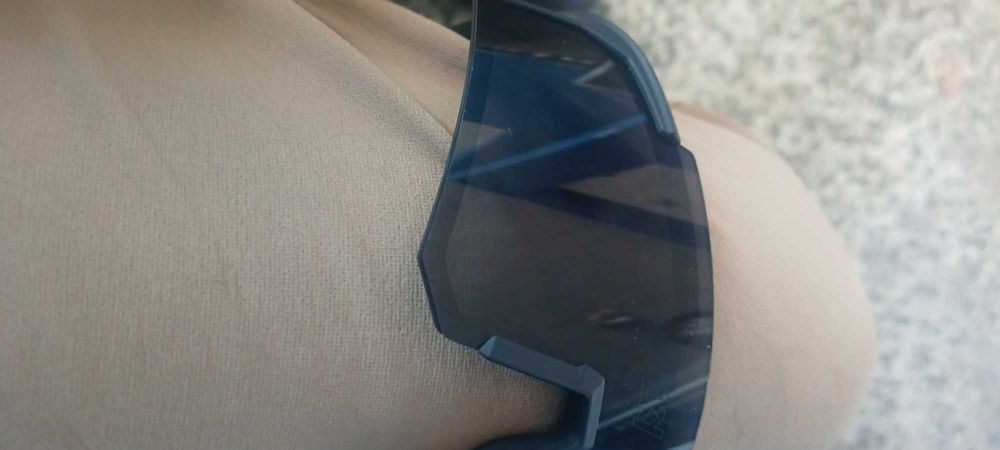 Продавам очила ZKY