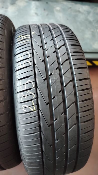 Anvelope vara 235 55 18