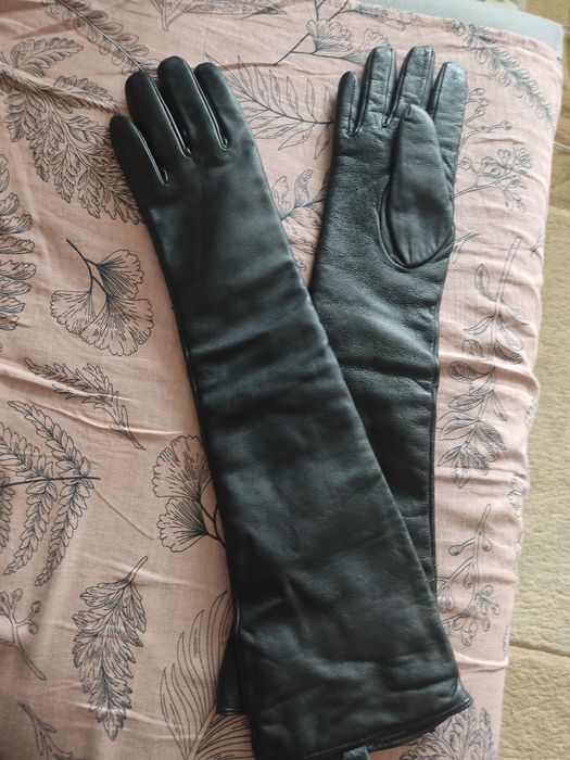 Продам перчатки  длинные кожа натур