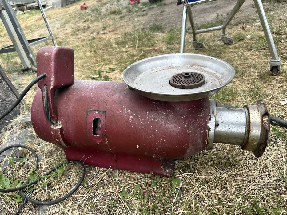 Мясорубка промышленный