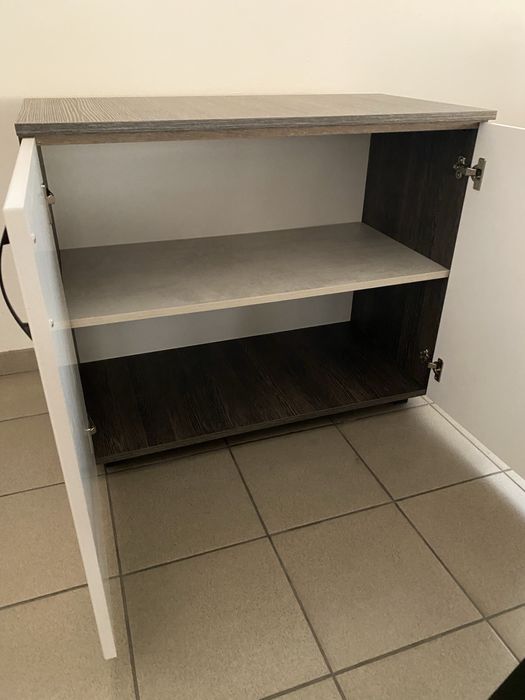 Comoda cu 2 usi din mdf