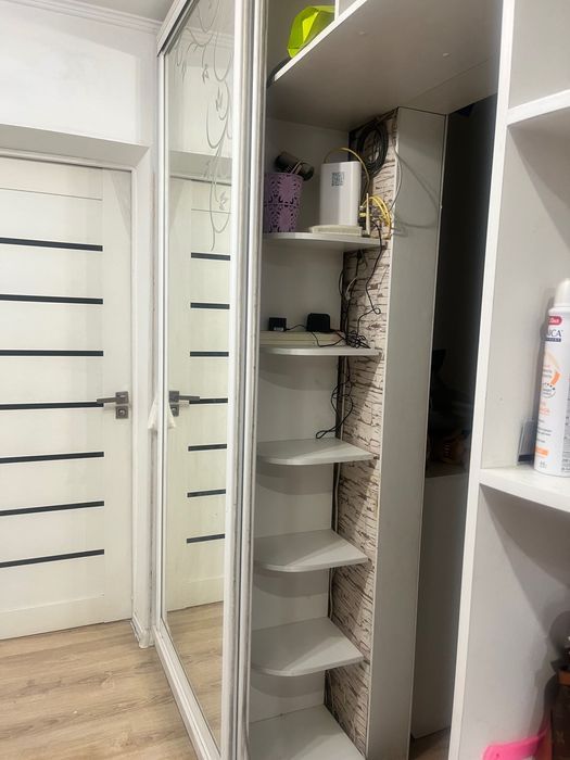 Шкаф купе,в отличном состоянии!