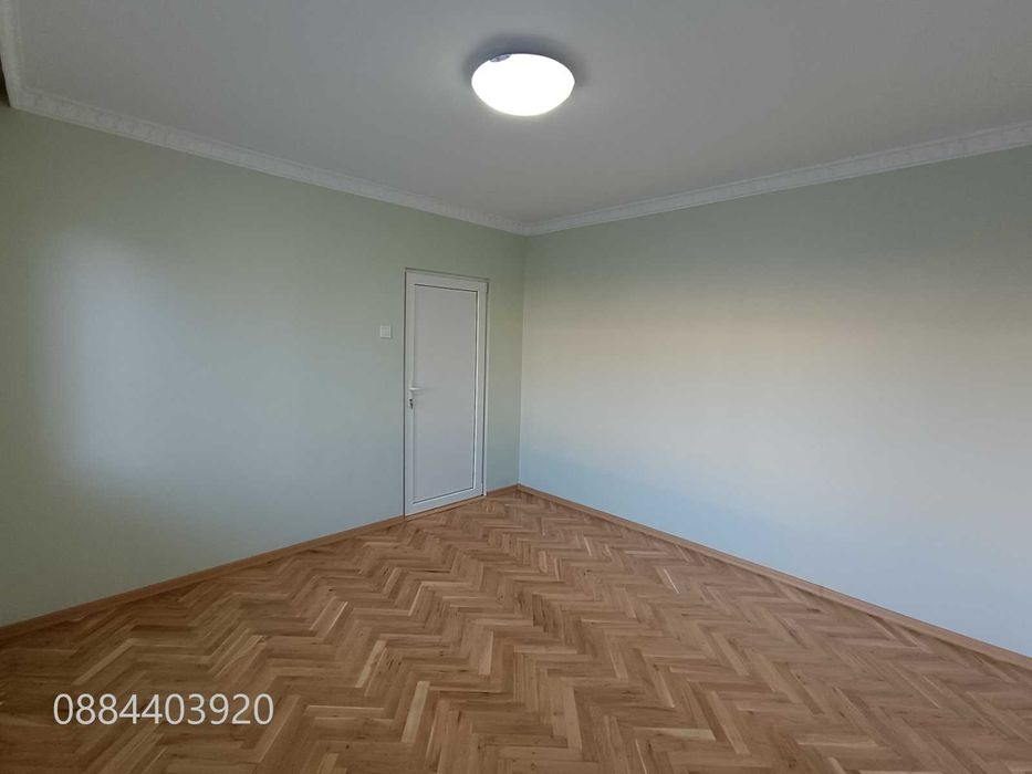 Продава се Двустаен апартамент в Варна, Център - 61 кв.м за 1329 €/кв.м - Снимка #5