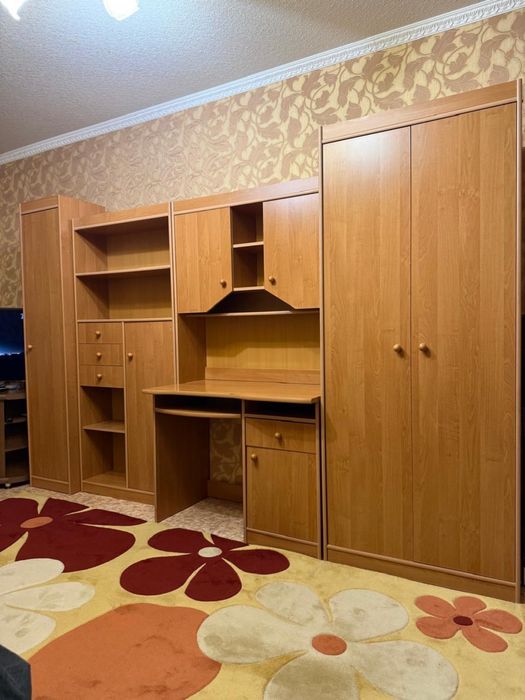 Продам подростковую стенку. В отличном состоянии