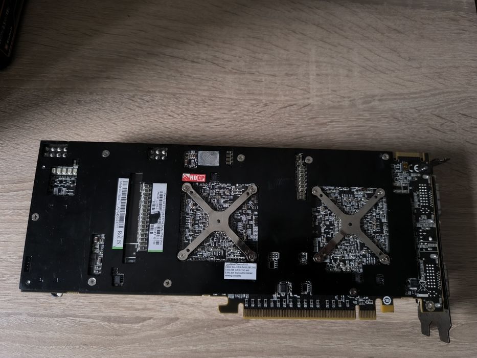 placa video retro defecta 4870x2