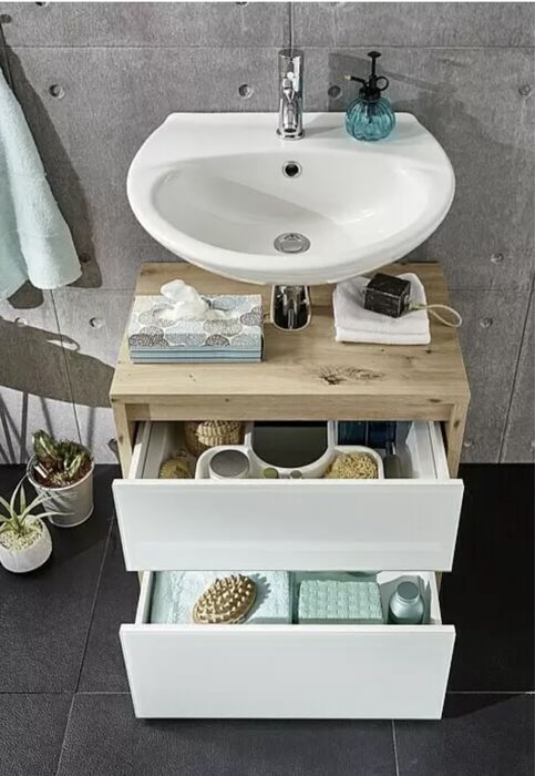 Стъклен тоалетен шкаф Riva