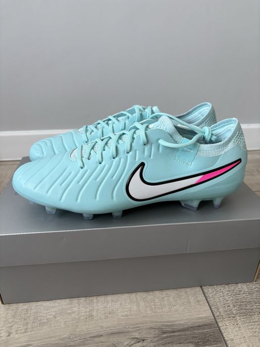 Футболни обувки Nike Legend 10 Elite FG