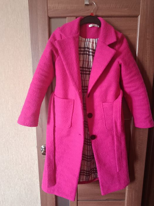 Пальто размер S состояние нового