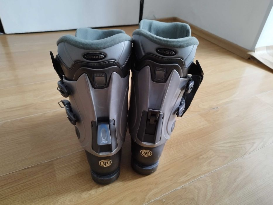 Ски обувки Tehnica